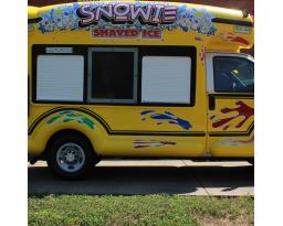 Snowie Bus of Nashville